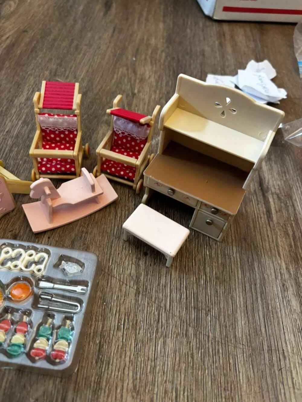 Lot Sylvanian Families Calico Critters Red Country Home Critters Furniture